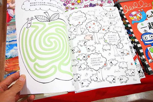 【暢銷書籍、兒童有聲書、兒童玩具】全面下殺６９折起！夏季涼被、床包、名牌枕頭，寢具全面下殺１折起。限時搶購只有9天！桃園特賣會