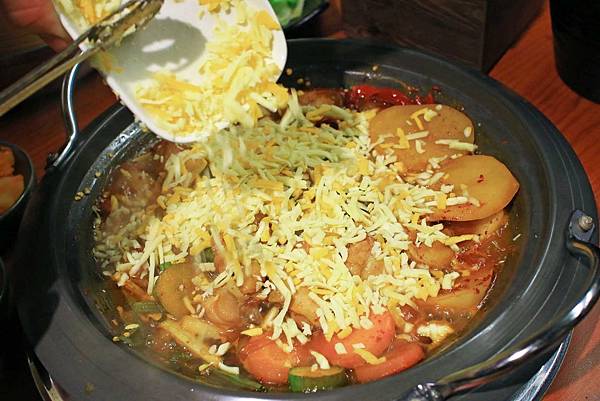 【蘆洲餐廳】甘釜京韓日燒肉料理-韓式料理火烤三吃的美味 【蘆洲餐廳】甘釜京韓日燒肉料理-韓式料理火烤三吃的美味