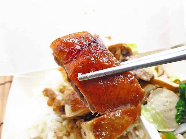 【新莊美食】國賓燒臘-太晚來會買不到的燒臘店