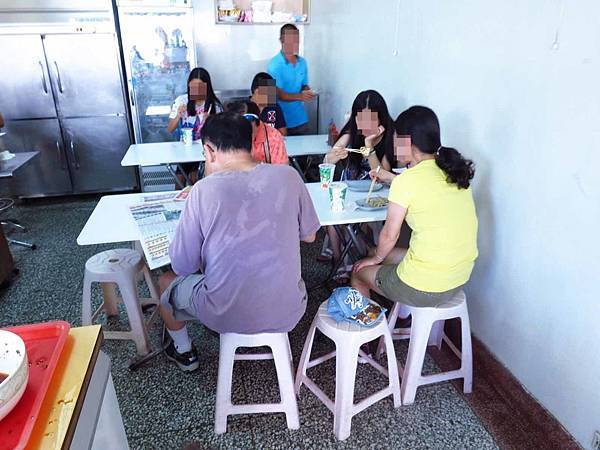 【花蓮美食】南埔純手工早點-內餡飽滿的鍋貼