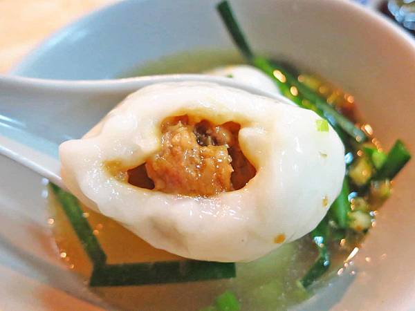 【台北美食】施家鮮肉湯圓-便宜又大碗的湯圓