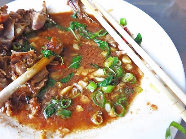 【新竹美食】原味鴨肉麵-香噴噴的炒鴨肉與鴨肉飯