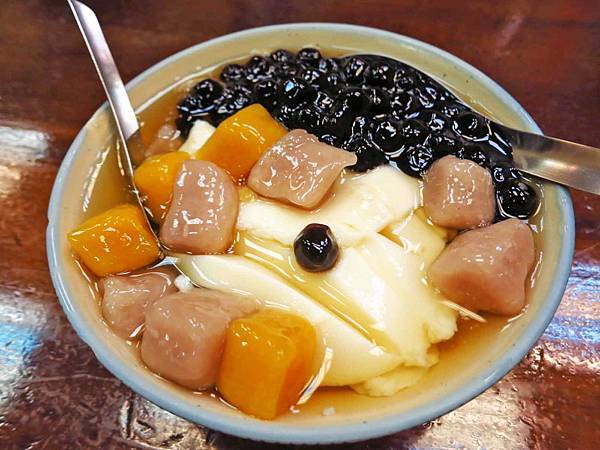 【台北豆花店】杉味豆花-古早味帶有焦香的豆花 【台北豆花店】杉味豆花-古早味帶有焦香的豆花