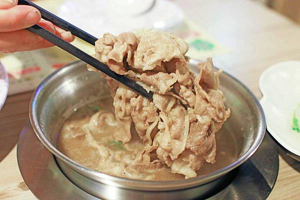 【泰山餐廳】上饌享樂火鍋-巨大霸肉盤超大份量
