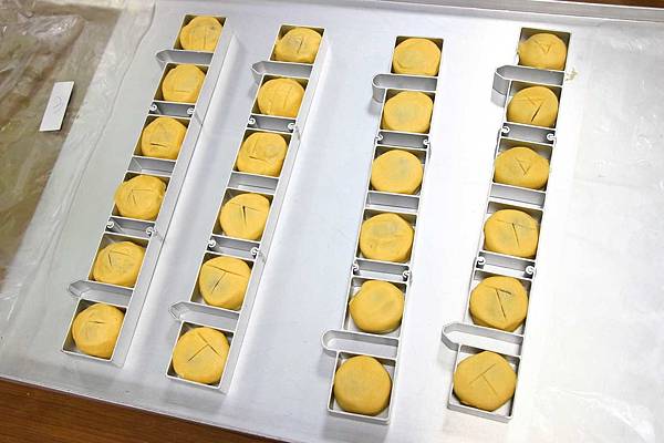 【台北旅遊】新北市觀光工廠歡樂夏日遊"好友揪一夏"4人同行1人免費-大黑松小倆口牛軋糖創意博物館&琉傳天下藝術館