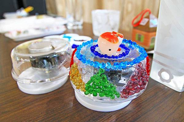 【台北旅遊】新北市觀光工廠歡樂夏日遊"好友揪一夏"4人同行1人免費-大黑松小倆口牛軋糖創意博物館&琉傳天下藝術館