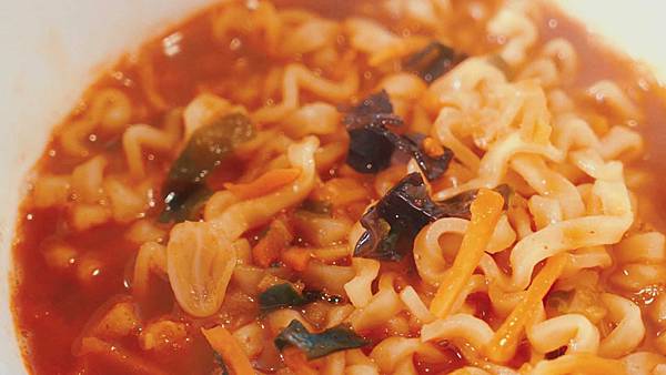 去韓國旅遊必買最受歡迎的泡麵