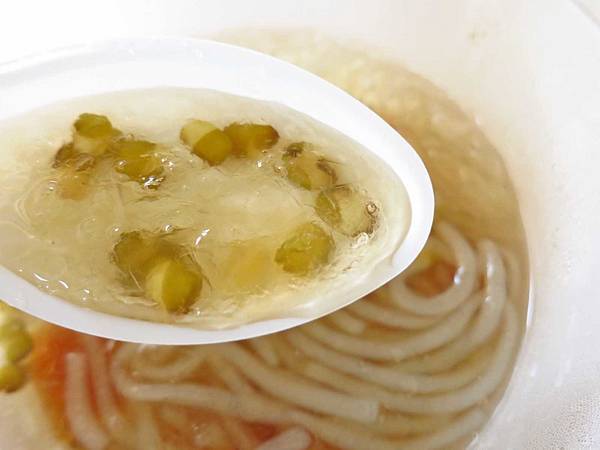 【桃園美食】嘉義粉條冰-1碗40元清涼消暑的粉條冰 【桃園美食】嘉義粉條冰-1碗40元清涼消暑的粉條冰