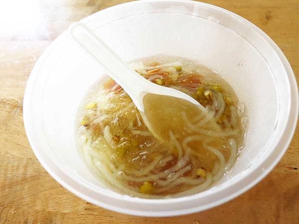【桃園美食】嘉義粉條冰-1碗40元清涼消暑的粉條冰