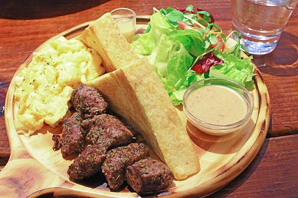 【桃園餐廳】地平線1號-舒適環境與用心美味的好餐廳