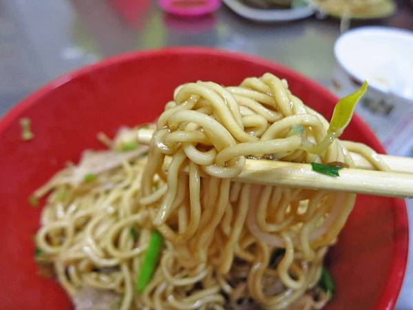 【花蓮美食】傳統美食玉里麵-非用餐時間也是大排長龍