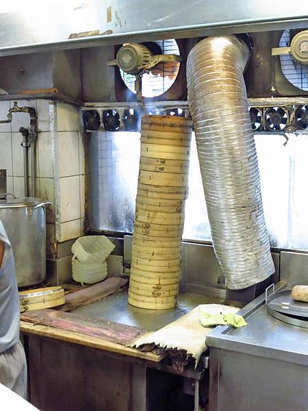 【台北美食】圓山老崔蒸包-不同於一般麵皮與內餡的蒸包