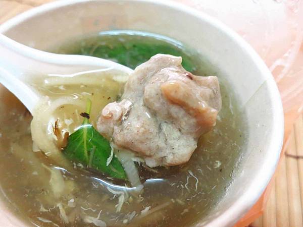 【蘆洲】白毛師-鹹甜酸的肉羹湯 【蘆洲】白毛師-鹹甜酸的肉羹湯