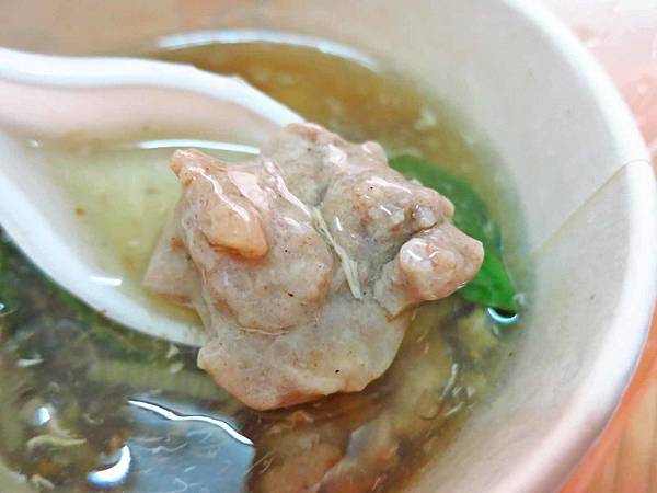 【蘆洲】白毛師-鹹甜酸的肉羹湯