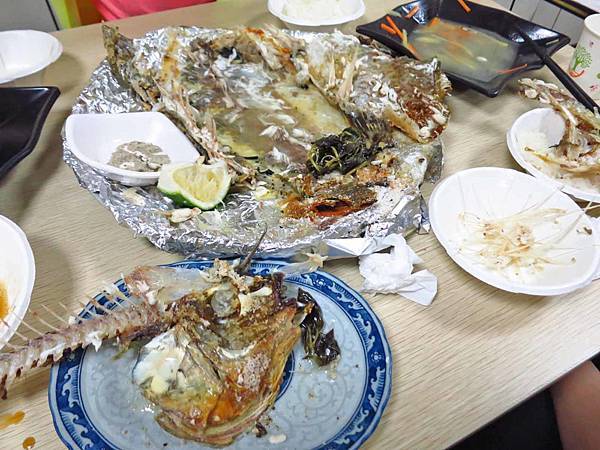 【花蓮美食】兩津烤魚-225元就能吃到平價無菜單料理