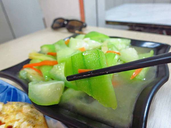 【花蓮美食】兩津烤魚-225元就能吃到平價無菜單料理