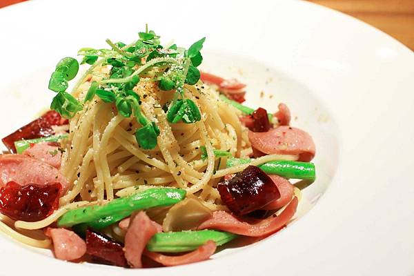 【板橋餐廳】Chatting愜庭洋廚-都市裡的戶外景觀餐廳 【板橋餐廳】Chatting愜庭洋廚-都市裡的戶外景觀餐廳