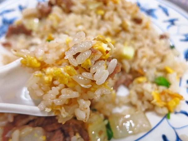 【蘆洲美食】炒飯班-香噴噴的大份量炒飯