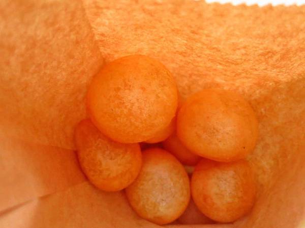 【新莊排隊美食】中華路無名地瓜球-從小吃到大的零嘴 【新莊排隊美食】中華路無名地瓜球-從小吃到大的零嘴