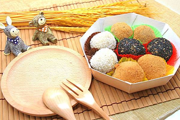 南投草屯旅遊必備伴手禮，久味麻糬草屯大姐手工麻糬-手工現做的美味