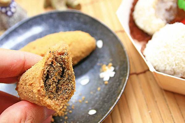 南投草屯旅遊必備伴手禮，久味麻糬草屯大姐手工麻糬-手工現做的美味