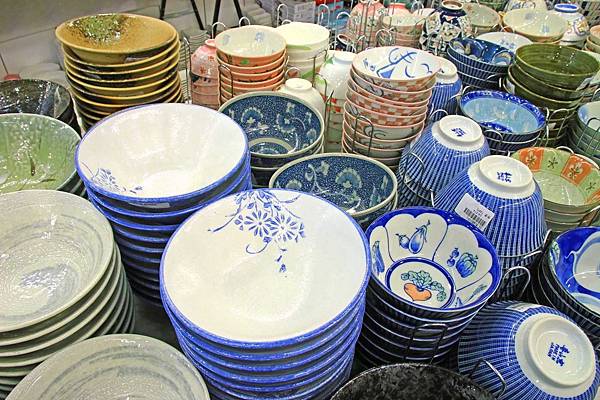 彰化僑俐瓷器-超過上萬種瓷具、茶具、盤子、碗筷、杯子及日本進口高級品餐具全部銅板價起