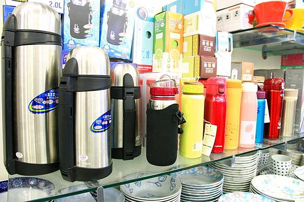 彰化僑俐瓷器-超過上萬種瓷具、茶具、盤子、碗筷、杯子及日本進口高級品餐具全部銅板價起