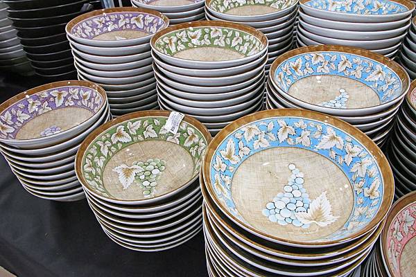 彰化僑俐瓷器-超過上萬種瓷具、茶具、盤子、碗筷、杯子及日本進口高級品餐具全部銅板價起