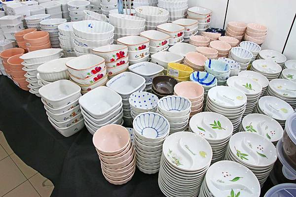 彰化僑俐瓷器-超過上萬種瓷具、茶具、盤子、碗筷、杯子及日本進口高級品餐具全部銅板價起