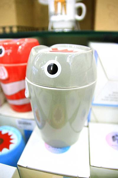 彰化僑俐瓷器-超過上萬種瓷具、茶具、盤子、碗筷、杯子及日本進口高級品餐具全部銅板價起