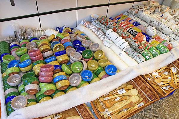 彰化僑俐瓷器-超過上萬種瓷具、茶具、盤子、碗筷、杯子及日本進口高級品餐具全部銅板價起