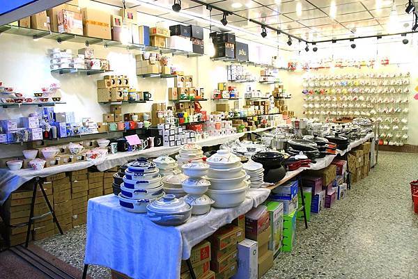 彰化僑俐瓷器-超過上萬種瓷具、茶具、盤子、碗筷、杯子及日本進口高級品餐具全部銅板價起