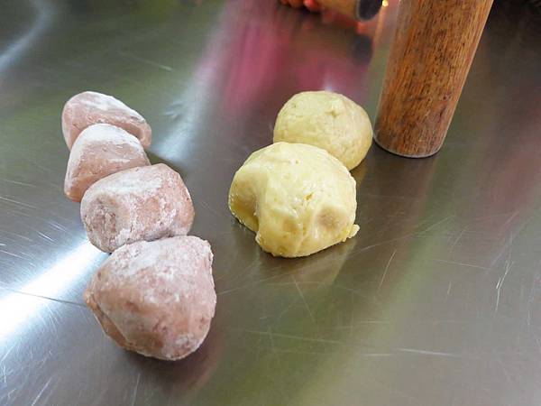 【台中旅遊】阿聰師芋頭文化館-芋頭酥DIY觀光工廠