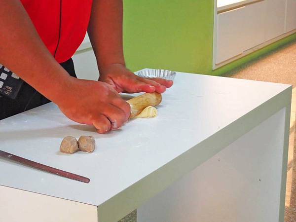 【台中旅遊】阿聰師芋頭文化館-芋頭酥DIY觀光工廠