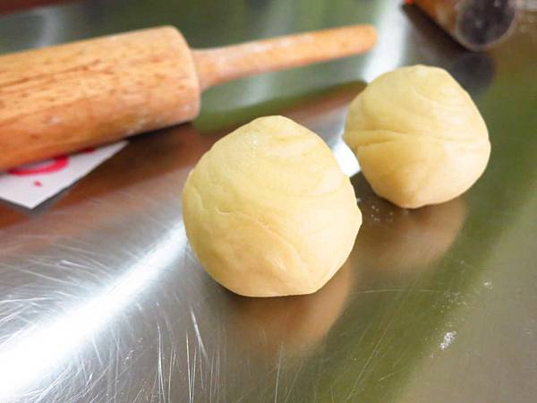 【台中旅遊】阿聰師芋頭文化館-芋頭酥DIY觀光工廠