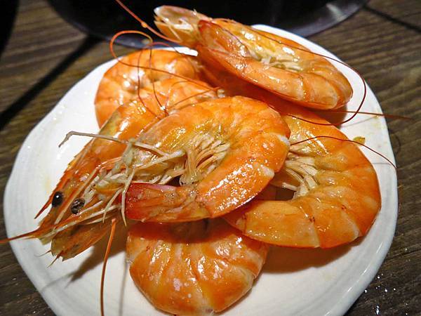 【板橋】有乾人鴛鴦麻辣火鍋-巷弄隱藏版的食材大份量麻辣火鍋