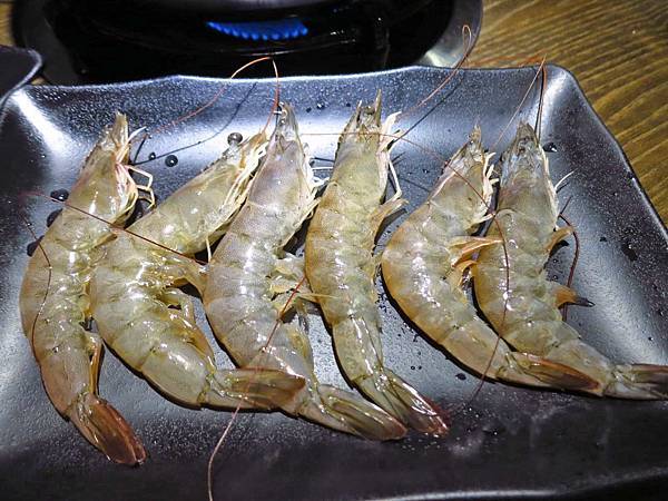 【板橋】有乾人鴛鴦麻辣火鍋-巷弄隱藏版的食材大份量麻辣火鍋