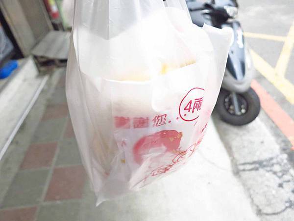 【蘆洲】弘記豆漿店-每天現桿現烤的燒餅 【蘆洲】弘記豆漿店-每天現桿現烤的燒餅