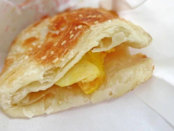 【蘆洲】弘記豆漿店-每天現桿現烤的燒餅 【蘆洲】弘記豆漿店-每天現桿現烤的燒餅