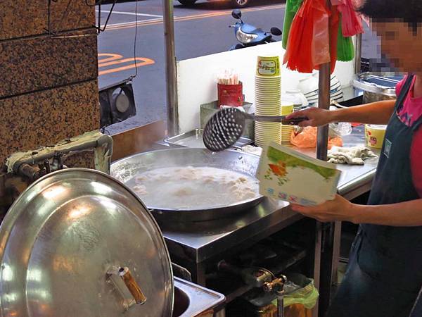 【三重】山東餃子王-好吃的現包水餃