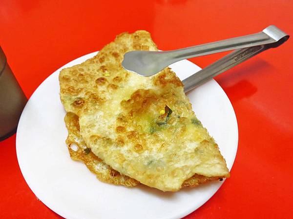 【三重】三重國小手工蔥油餅-附近居民才知道的隱藏版美食 【三重】三重國小手工蔥油餅-附近居民才知道的隱藏版美食