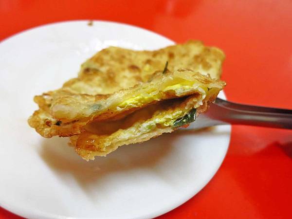 【三重】三重國小手工蔥油餅-附近居民才知道的隱藏版美食