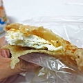 【新莊美食】國泰豆漿-薄又軟Q微鹹香的燒餅