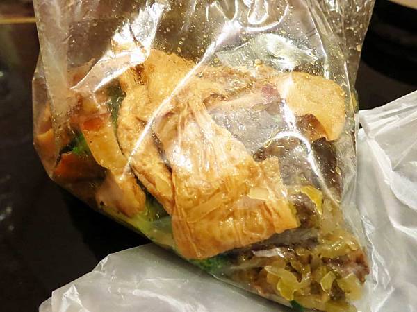 【高雄美食】大木櫥滷味-便宜又美味的排隊美食