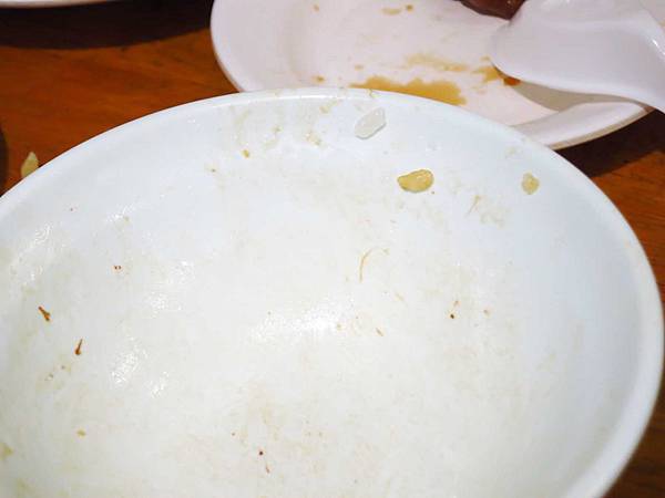 【彰化美食】阿章爌肉飯筒仔米糕-超人氣排隊必吃焢肉飯