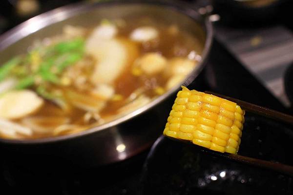 【台北餐廳】本燔野菜農場-近百樣食材359元壽喜燒吃到飽