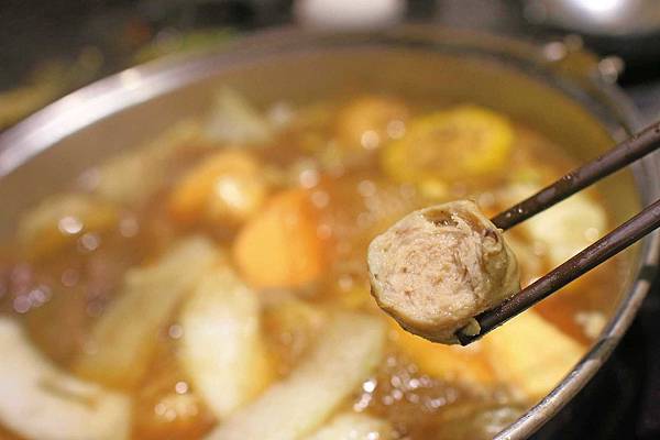 【台北餐廳】本燔野菜農場-近百樣食材359元壽喜燒吃到飽