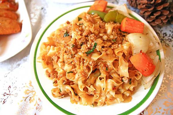 【簡單料理來下廚】五木麻辣寬捲麵-聖誕派對媽咪輕鬆好料理