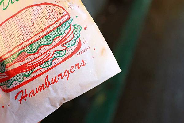 【三重美食】幸福醬爆起士吐司派-會爆漿的熱壓吐司