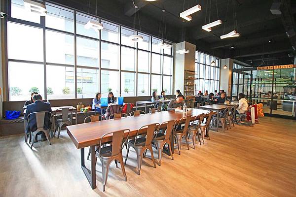 【台北餐廳】Holly Brown Coffee-來自香港超邪惡惡魔奶昔